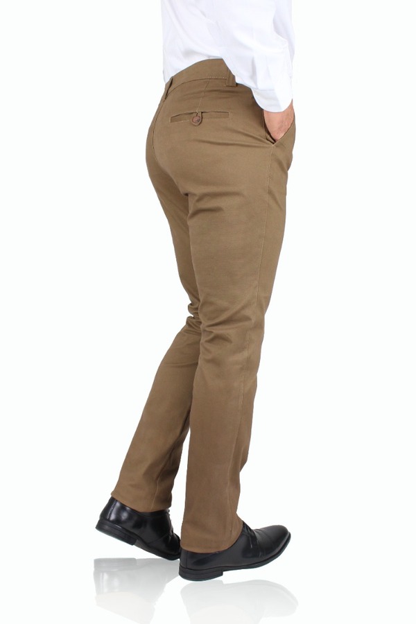 Pantalón Color Camel De Algodón Slim Fit Stretch Para Hombre